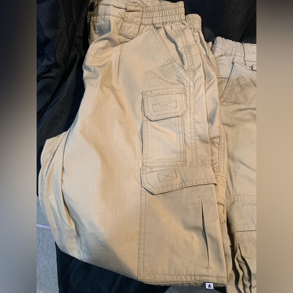 Tactical Pants 38”x32” Preloved, great condition, 511/Proper, khaki/Tan - Picture 2 of 6